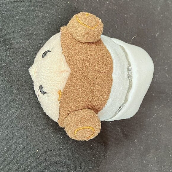 Disney Tsum Tsum Stuffed Star Wars Princess Leia 3.5" Mini Plush - Picture 3 of 3